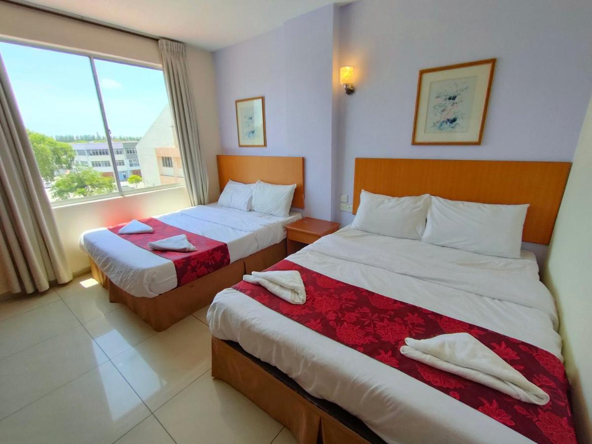 Mrc Hotel Melaka Raya מראה חיצוני תמונה