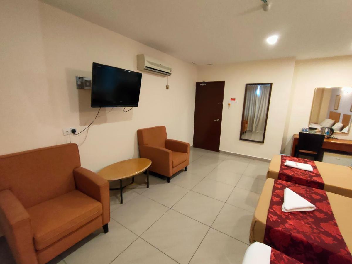 Mrc Hotel Melaka Raya מראה חיצוני תמונה