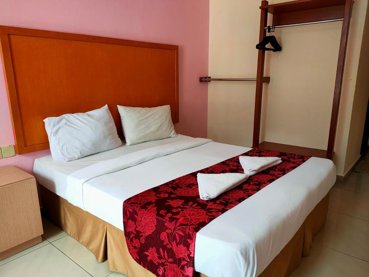 Mrc Hotel Melaka Raya מראה חיצוני תמונה