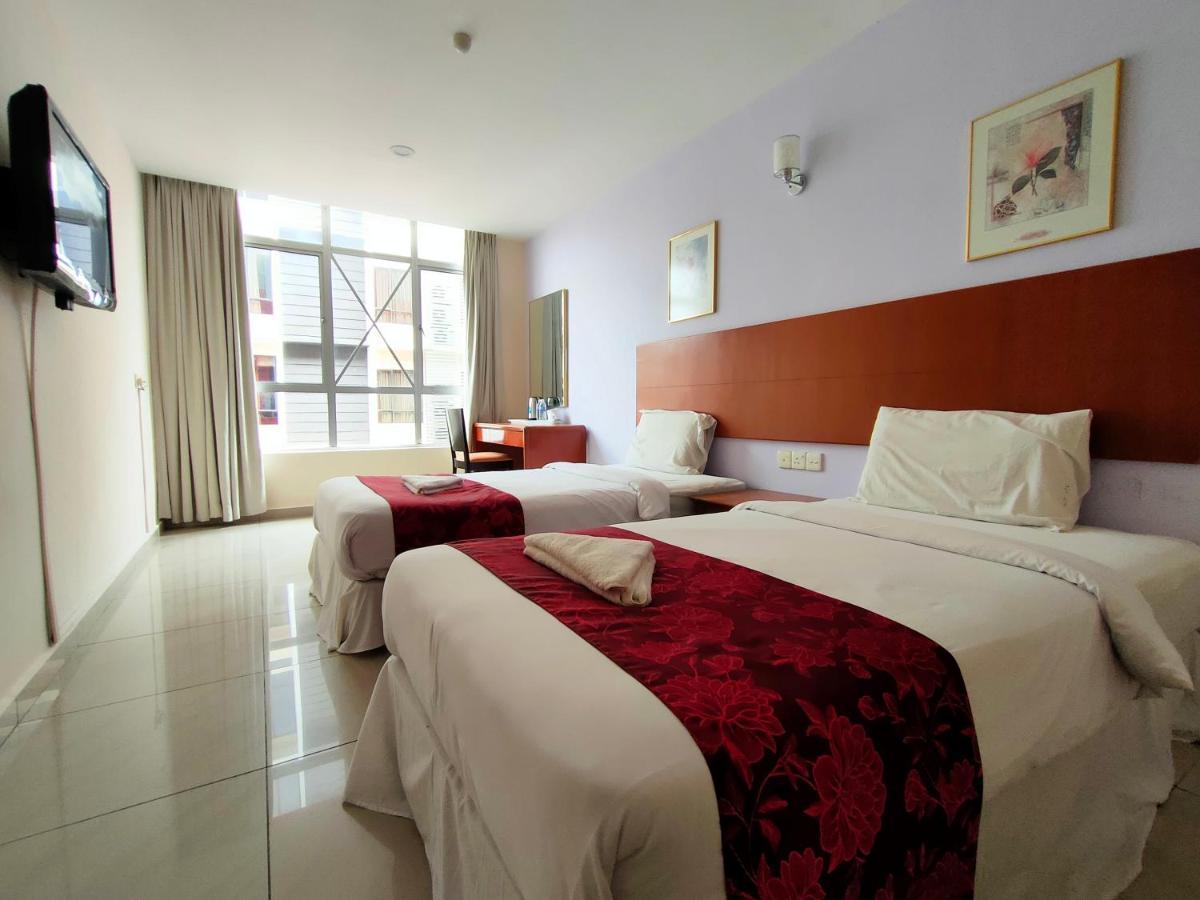 Mrc Hotel Melaka Raya מראה חיצוני תמונה