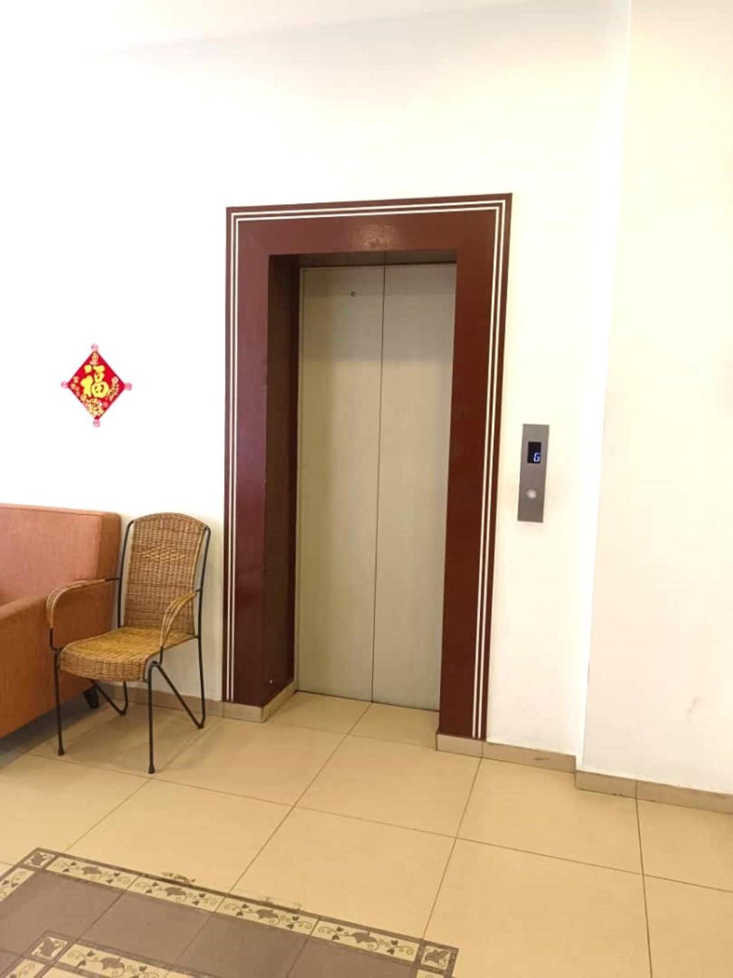 Mrc Hotel Melaka Raya מראה חיצוני תמונה