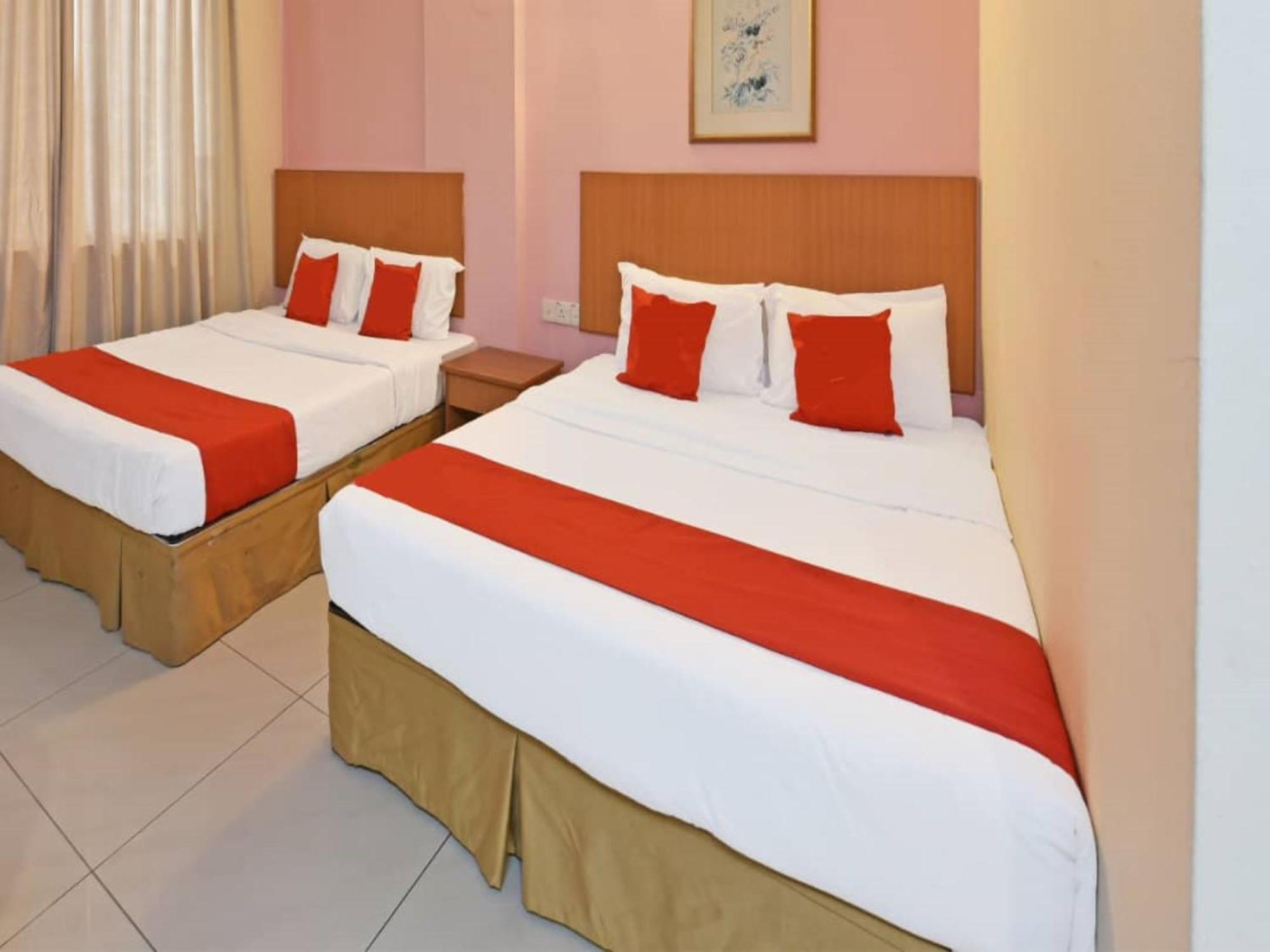 Mrc Hotel Melaka Raya מראה חיצוני תמונה