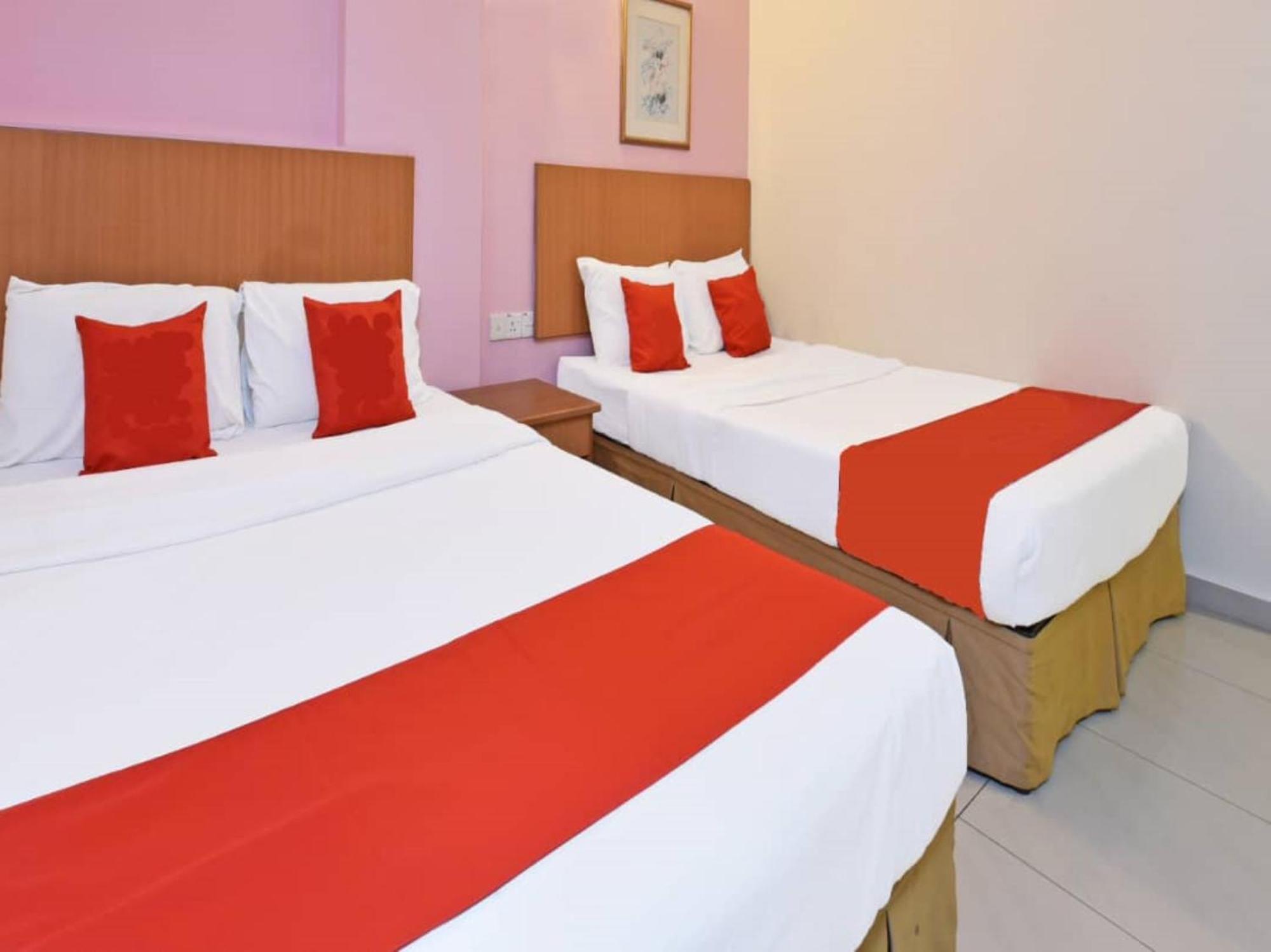 Mrc Hotel Melaka Raya מראה חיצוני תמונה