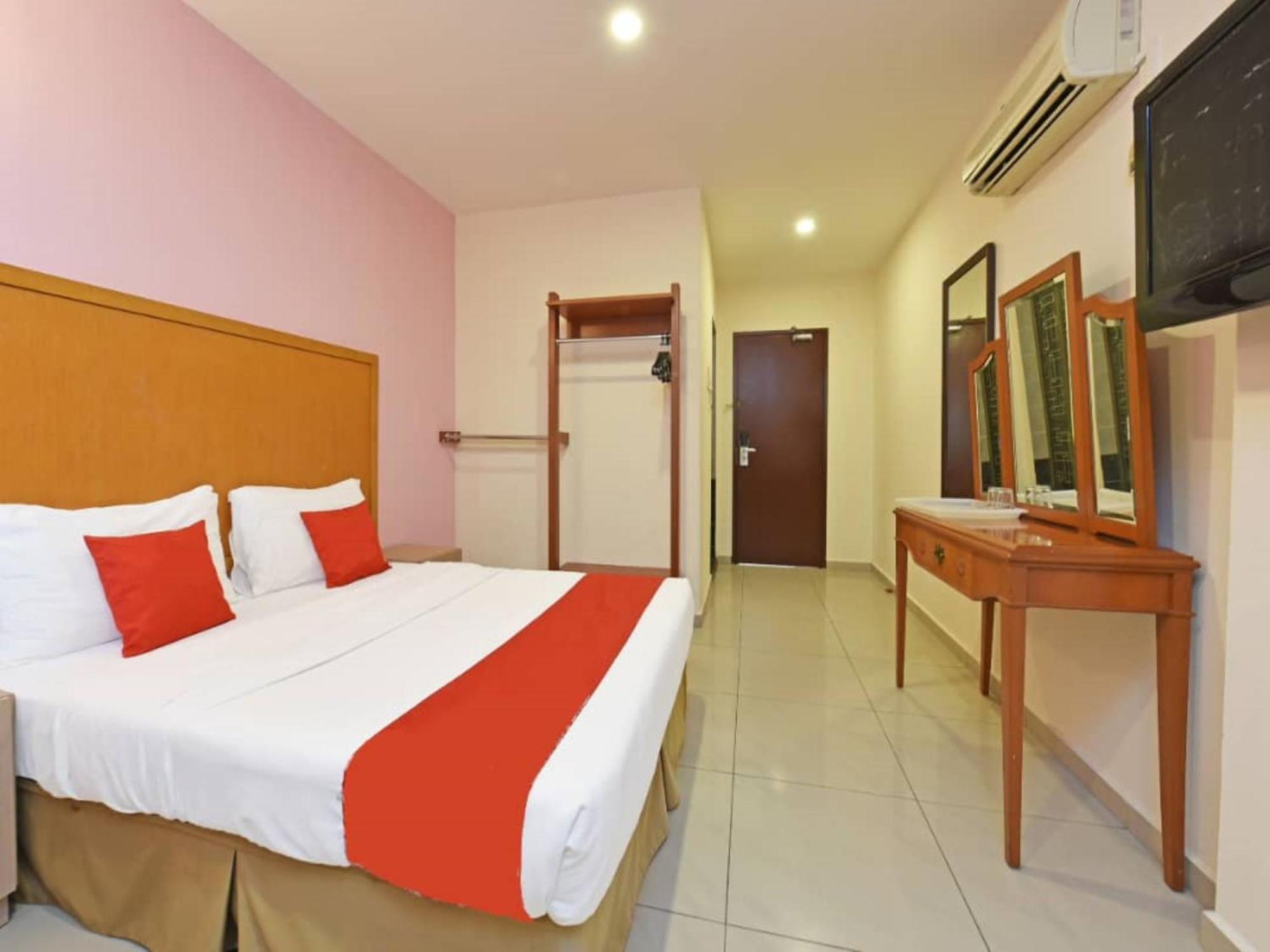 Mrc Hotel Melaka Raya מראה חיצוני תמונה