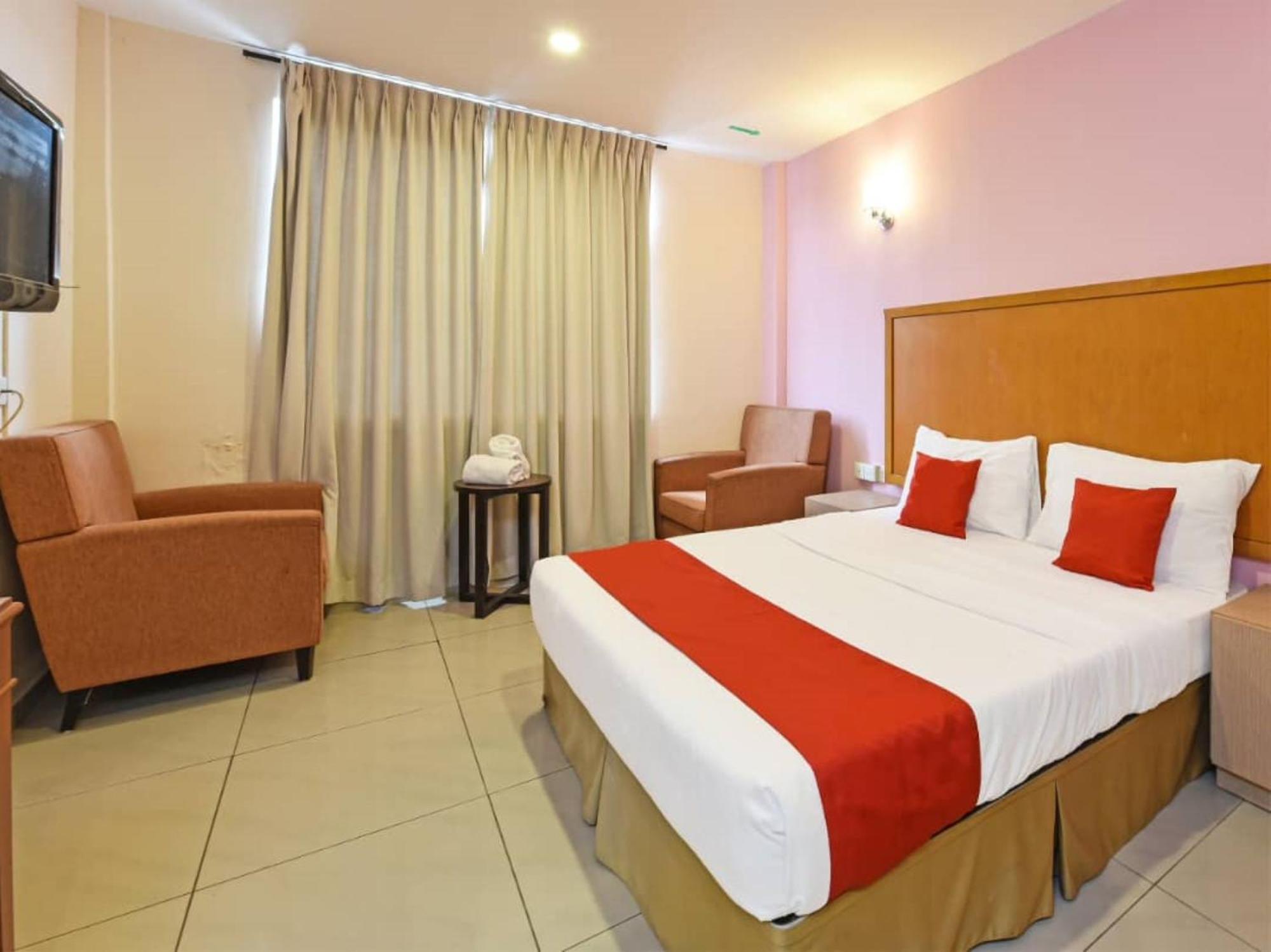 Mrc Hotel Melaka Raya מראה חיצוני תמונה
